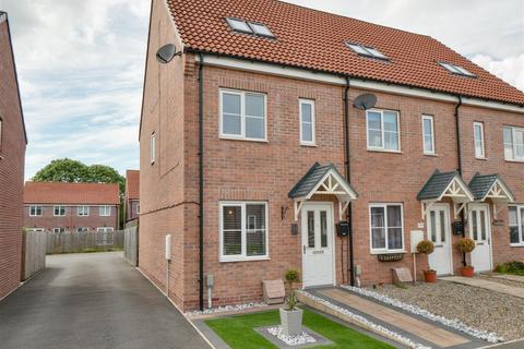 Lavender Way, Easingwold, York 3 bed semi