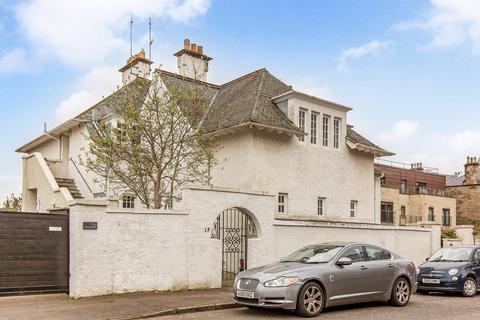 13 Murrayfield Drive, Edinburgh, EH12... 3 bed flat for sale