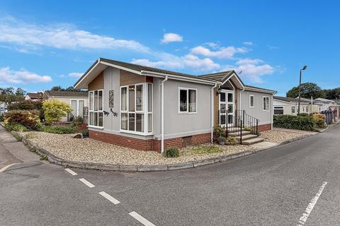 Lugano Avenue, Ipswich IP5 2 bed park home for sale
