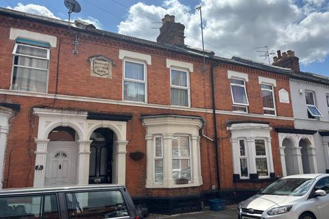 Colwyn Road, The Mounts, Northampton NN1 4 bed terraced house for sale