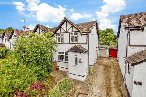 Well Street, Loose, Maidstone, Kent 3 bed semi