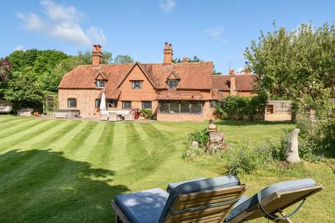Buckhold, Reading RG8 4 bed detached house for sale