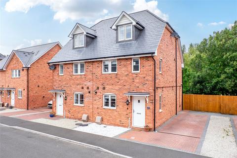 Carmelite Road, Aylesford, Kent, ME20 3 bed semi