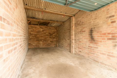 SOUTH CROYDON CR2 Garage for sale