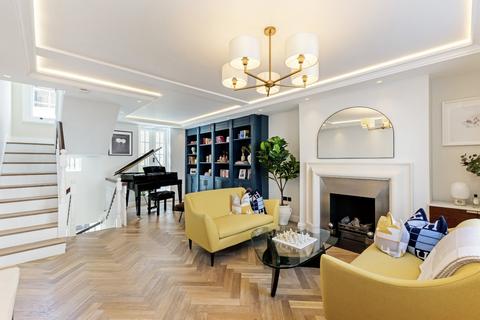 Hasker Street, London SW3 3 bed terraced house for sale