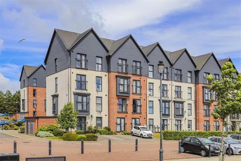 Cei Tir Y Castell, Barry 1 bed flat for sale