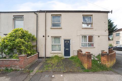 Avenue Road, Outer Avenue... 2 bed terraced house for sale