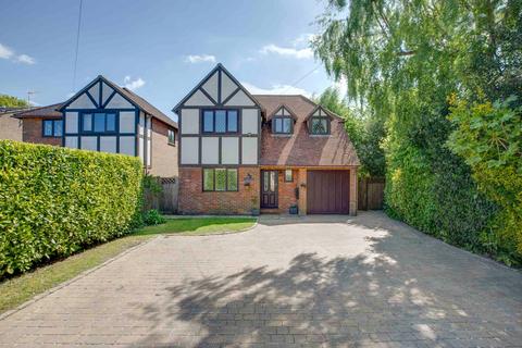 31 Beech Tree Road, Buckinghamshire HP15 4 bed detached house for sale