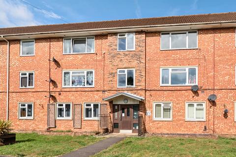 Parklands, Quedgeley GL2 2 bed apartment for sale