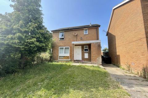 Olympic Close, Luton LU3 3 bed end of terrace house for sale