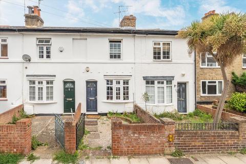 Linkfield Road, Isleworth TW7 2 bed terraced house for sale