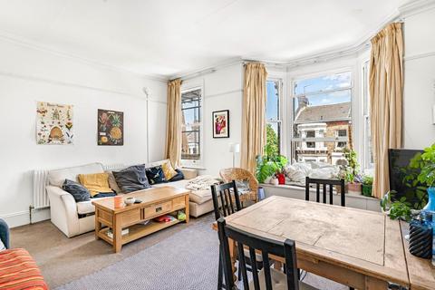 Shenley Road, London, SE5 3 bed flat for sale