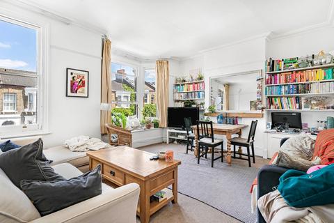 Shenley Road, London, SE5 3 bed flat for sale