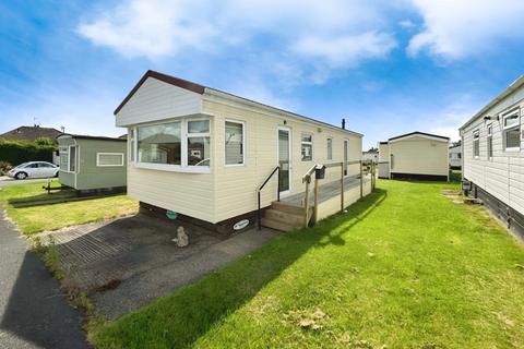 Shaws Trailer Park, Knaresborough... 2 bed park home for sale