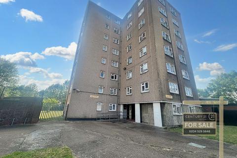 Newmarket Avenue, NORTHOLT UB5 2 bed flat for sale