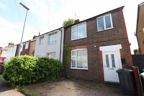 Icknield Road, LUTON LU3 3 bed semi