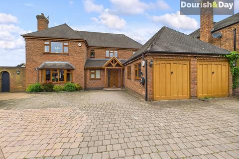 Kenderdine Close, Stafford ST17 4 bed detached house for sale