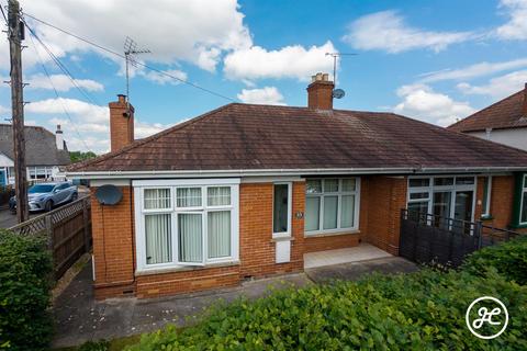 2 bedroom semi-detached bungalow for sale