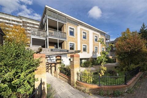 Spring Grove, London W4 2 bed flat for sale