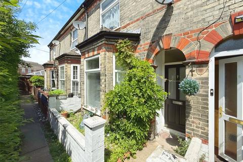 Orchard Terrace, Lowestoft, Suffolk 2 bed terraced house for sale