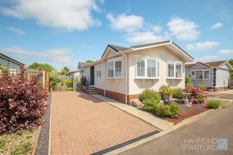 Appletree Close, Attleborough 2 bed park home for sale