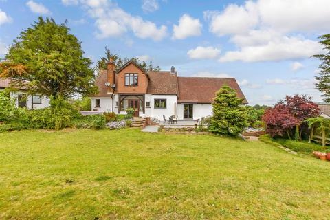 London Road, Aylesford ME20 5 bed detached house for sale