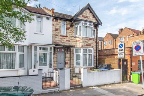 Rosebank Avenue, Sudbury, Wembley, HA0 6 bed house for sale