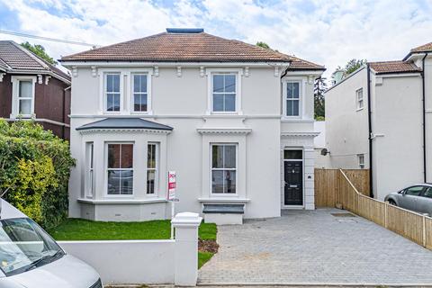 Fearon Road, Hastings 5 bed detached house for sale