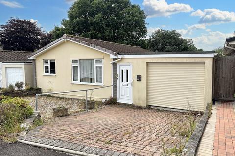 Grenville Drive, Tavistock, PL19 2 bed detached bungalow for sale