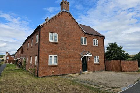 Droitwich Road, Hanbury 3 bed semi