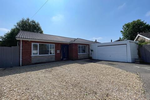 Abbots Gardens, Whaplode PE12 6SZ 3 bed detached bungalow for sale