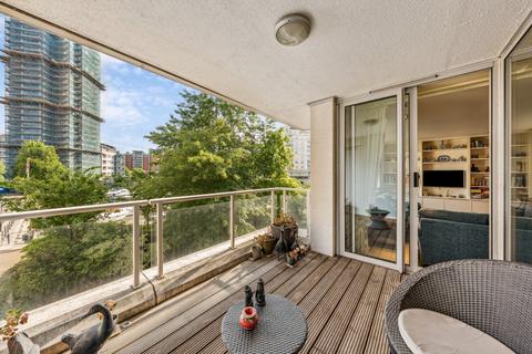 Kings Quay, Chelsea Harbour, Chelsea... 2 bed flat for sale