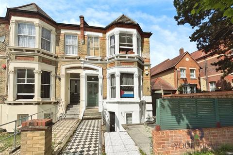 Pepys Road, London SE14 1 bed flat for sale
