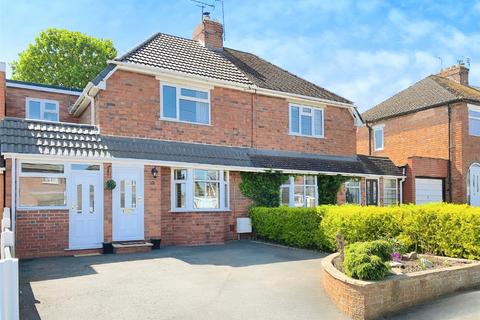 Homefield Road, Wolverhampton WV8 3 bed semi