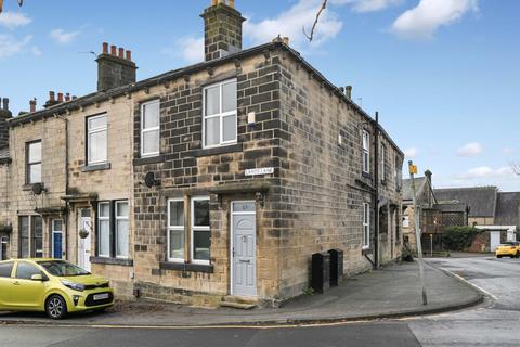 Lands Lane, Guiseley, Leeds 2 bed end of terrace house for sale