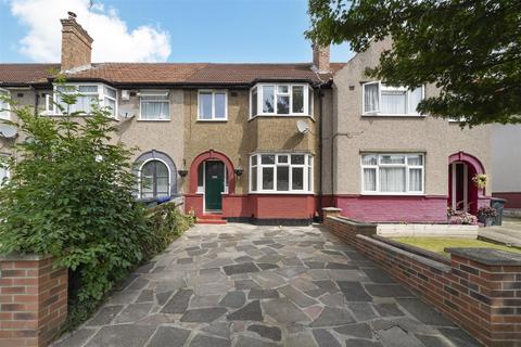 Cambridge Avenue, Greenford 3 bed terraced house for sale