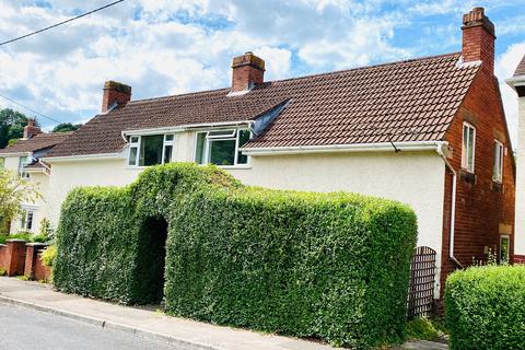 Spring Meadow Road, Lydney 3 bed semi