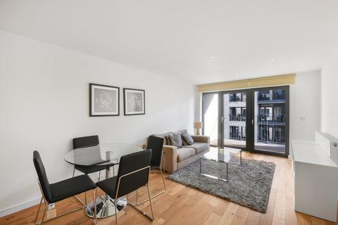 Bramah Road, Oval, London, SW9 2 bed flat for sale