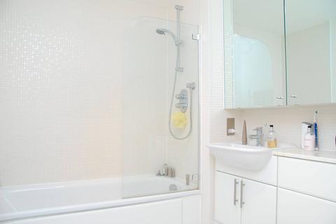 Cassilis Road, Isle Of Dogs, London, E14 1 bed flat for sale
