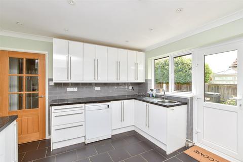 Grenville Way, Broadstairs CT10 3 bed detached bungalow for sale