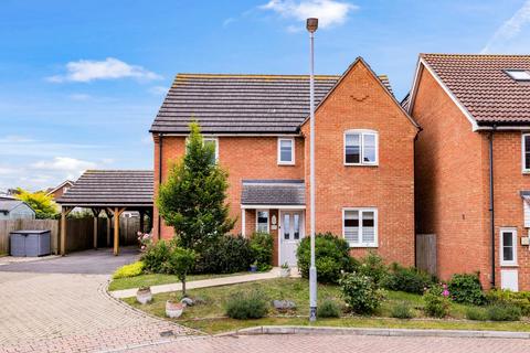 Arable Drive, Whitfield, Dover, CT16 4 bed detached house for sale