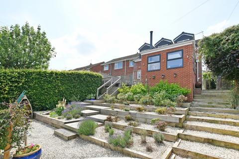 Hallowes Drive, Dronfield... 4 bed semi