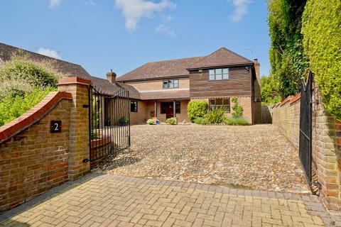 Station Road, Tilbrook, PE28 5 bed detached house for sale