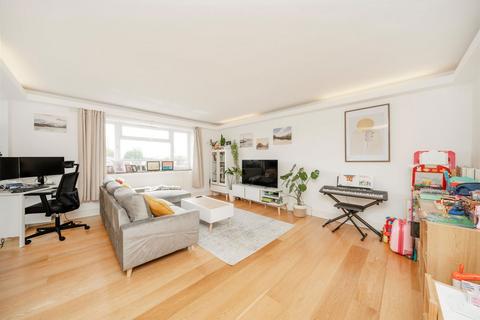 Belsize Park, London NW3 3 bed flat for sale