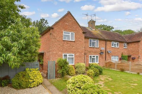 Wyphurst Road, Cranleigh GU6 2 bed maisonette for sale