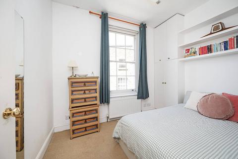 Granville Square, Clerkenwell... 2 bed flat for sale