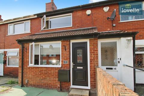 Kathleen Grove, Grimsby DN32 3 bed terraced house for sale