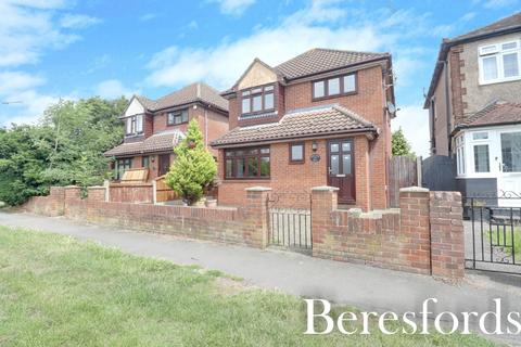 Rayleigh Road, Hutton, CM13 3 bed detached house for sale