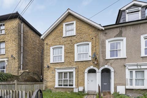 Elgin Road, East Croydon 2 bed ground floor flat for sale