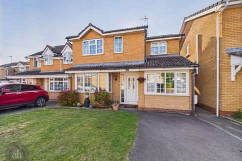 Thomas Close, Ixworth 4 bed detached house for sale
